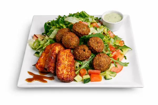 Pitaleipä falafel ja halloumi